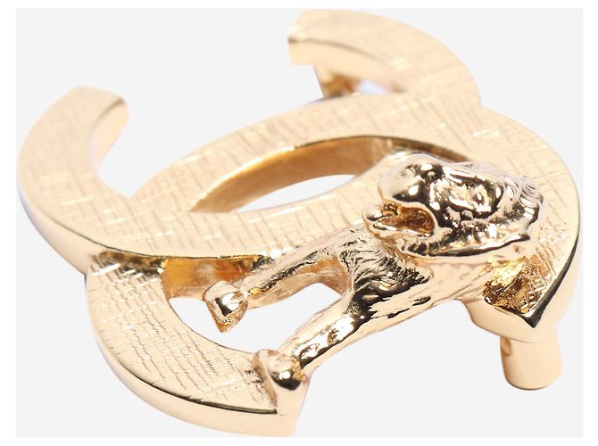 Chanel Spilla leone CC dorata D'oro - vista 3