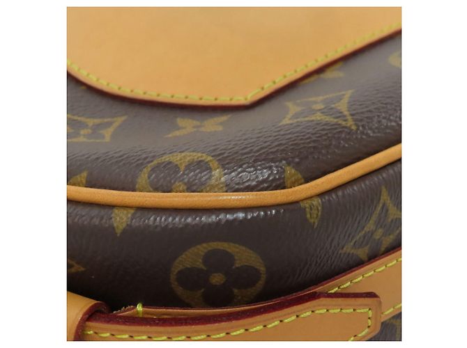 Borsa a Spalla Boite Chapeau Souple MM M45647 di Louis Vuitton Marrone Monogramma - vista 21