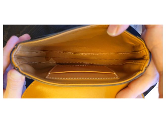 Borsa Céline Small 16 Camel in pelle di vitello Cammello - vista 16