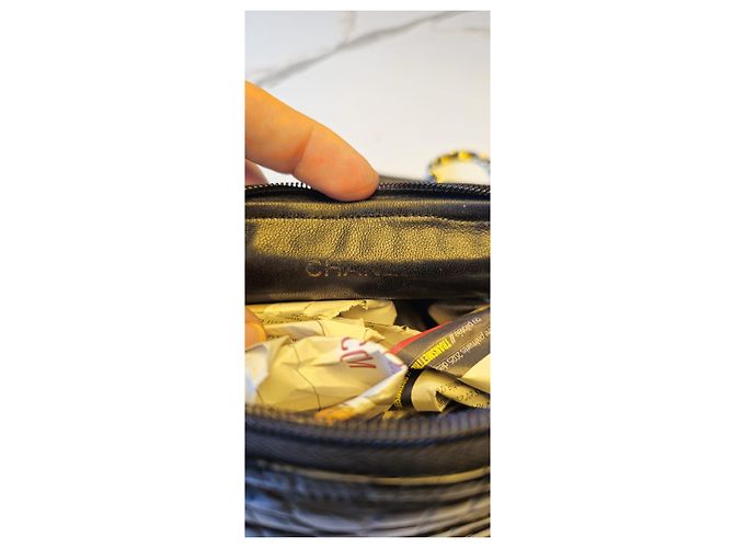 Chanel Bowling Mademoiselle Bolso de Cuero de Cocodrilo Negro - vista 18