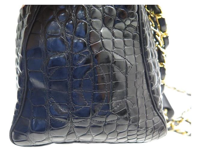 Chanel Bowling Mademoiselle Bolso de Cuero de Cocodrilo Negro - vista 6