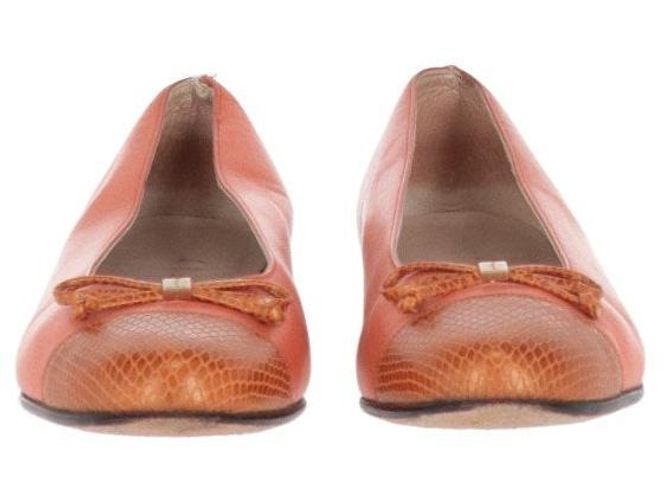 Orangene Lederflats von Salvatore Ferragamo - Ansicht 4