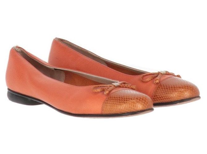 Orangene Lederflats von Salvatore Ferragamo - Ansicht 5