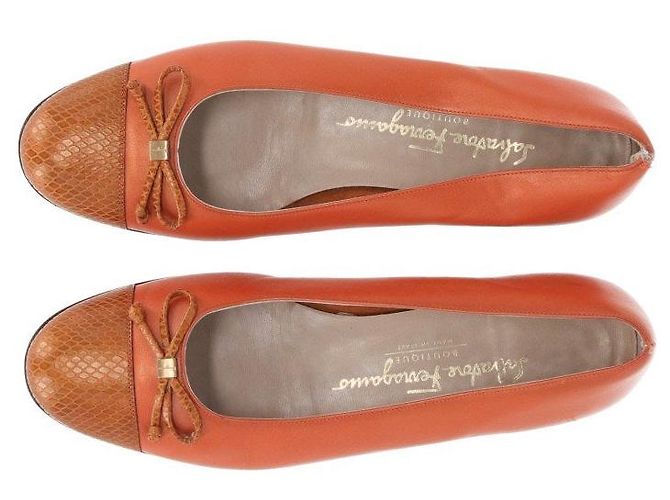 Orangene Lederflats von Salvatore Ferragamo - Ansicht 7