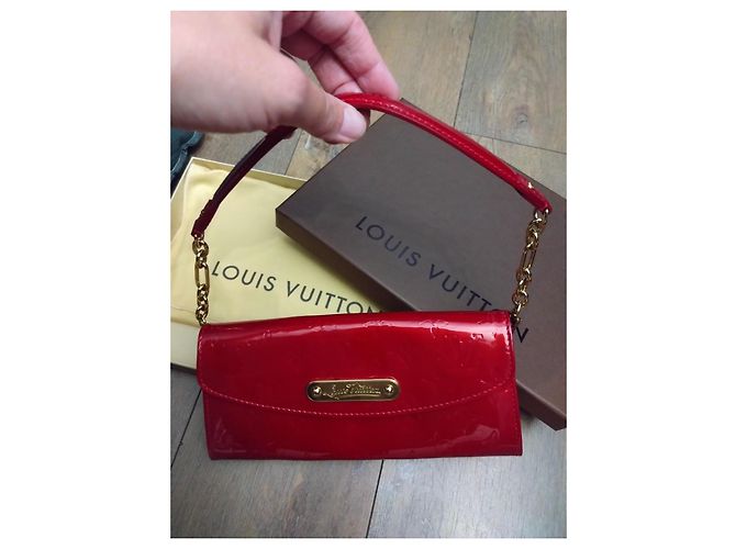 Piccola borsa Louis Vuitton Sunset Boulevard rossa – pelle verniciata – con pochette Rosso - vista 6