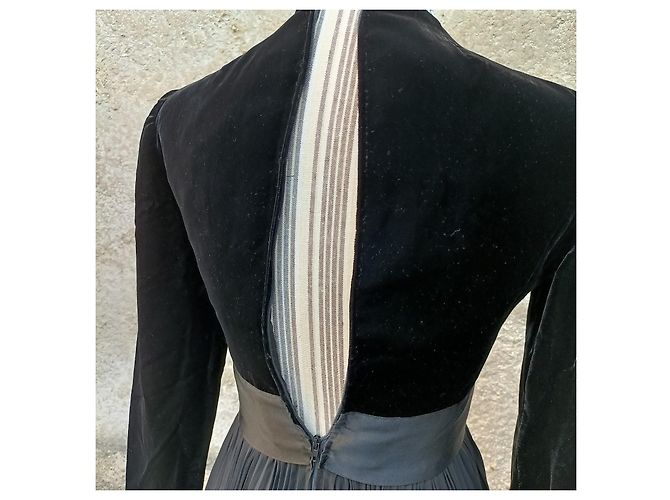 Vintage Abendkleid der 1950er Jahre, signiert von Pierre Balmain. - Ansicht 8
