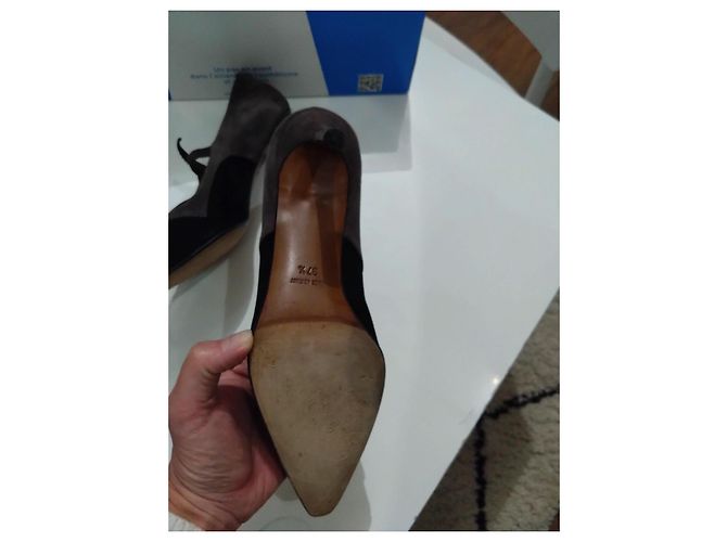Dior Pumps im Retro-Stil Größe 37,5 Grau - Ansicht 6