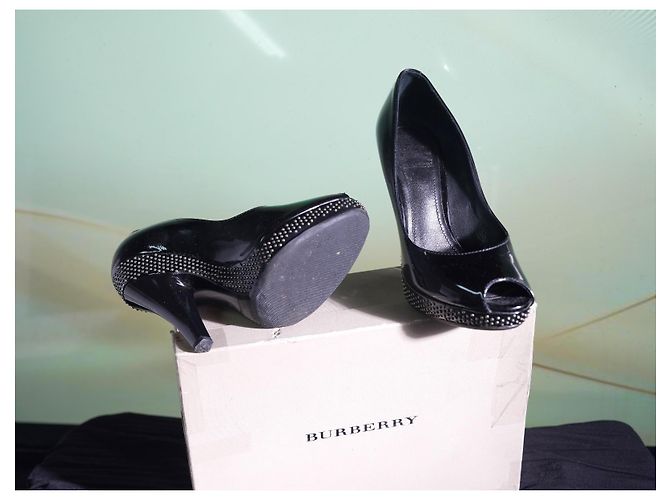 Burberry Patent Leather Studded Peep-Toe Platform. Black - view 2