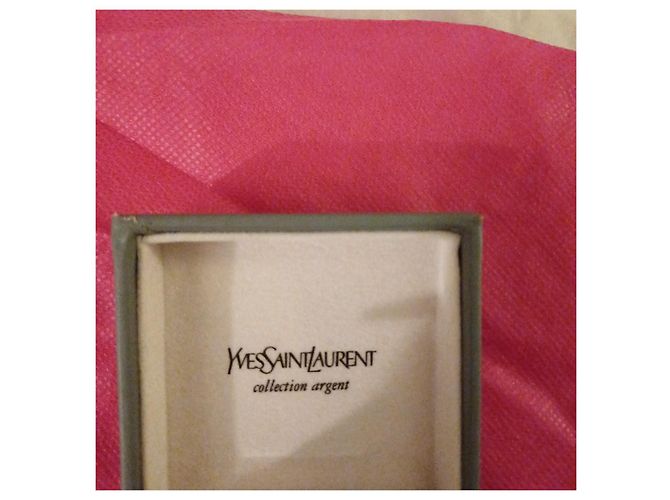 Yves Saint Laurent Vintage-Modell in Silber mit Strass oder Kristallen. - Ansicht 5