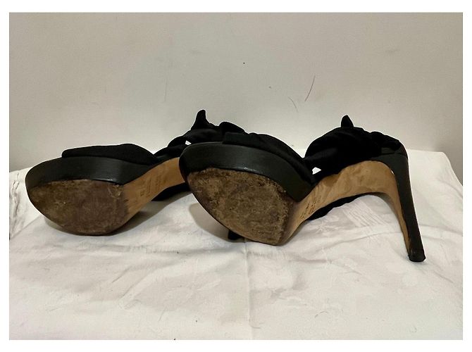 Fendi Sandali con tacco a stiletto piattaforma in nero - vista 4