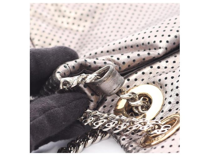 Borsa a Spalla in Pelle Perforata Chanel 2.55 Argento - vista 11