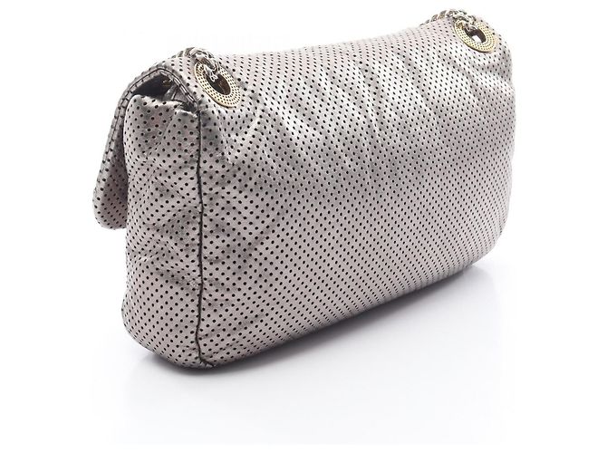 Borsa a Spalla in Pelle Perforata Chanel 2.55 Argento - vista 2