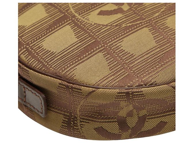 Pochette Rotonda della Nuova Linea di Viaggio Chanel Marrone Cachi - vista 6