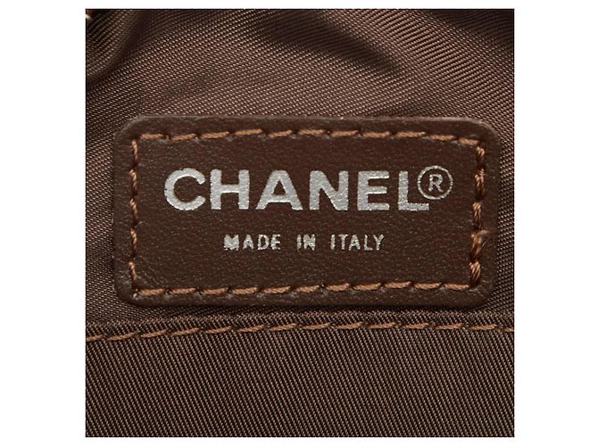 Pochette Rotonda della Nuova Linea di Viaggio Chanel Marrone Cachi - vista 9