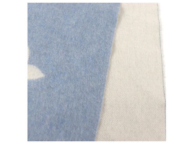 Stola in cashmere blu chiaro Louis Vuitton - vista 5