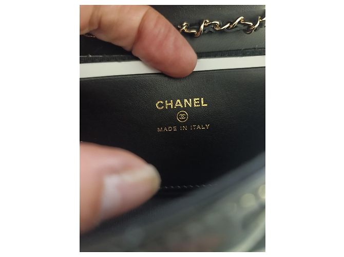 Piccola borsa Chanel in pelle verniciata nera Nero - vista 20