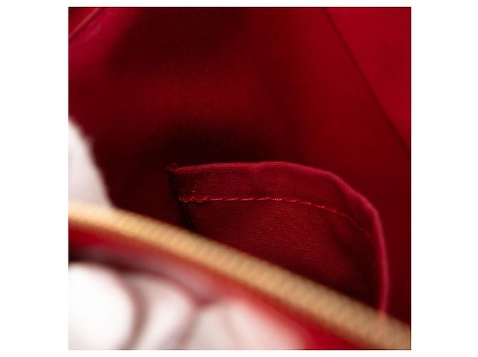 Borsa Bellevue PM in Monogram Vernis Louis Vuitton Rosso - vista 6