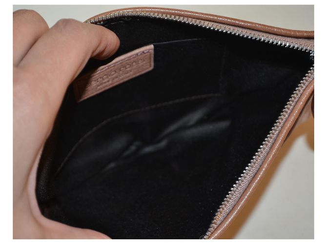 Clutch Sergio Rossi em camurça marrom - vista 6