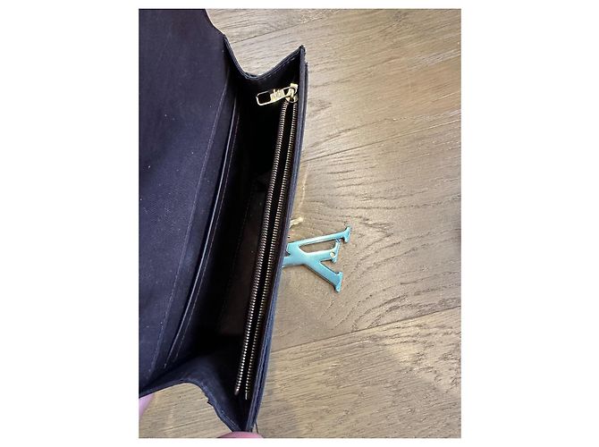 Billetera de Cadena Cherrywood Louis Vuitton Chocolate - vista 14