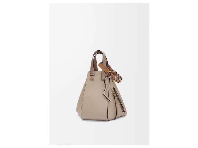 Borsa Hammock Piccola Loewe in Morbida Pelle di Vitello Granata Marrone Beige - vista 2