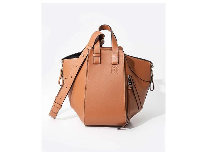 Loewe Borsa Hammock piccola in pelle di vitello classico Marrone - vista 7