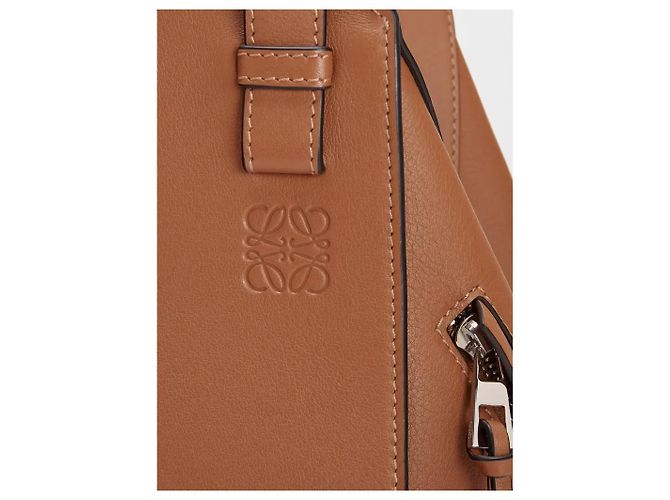 Loewe Borsa Hammock piccola in pelle di vitello classico Marrone - vista 8