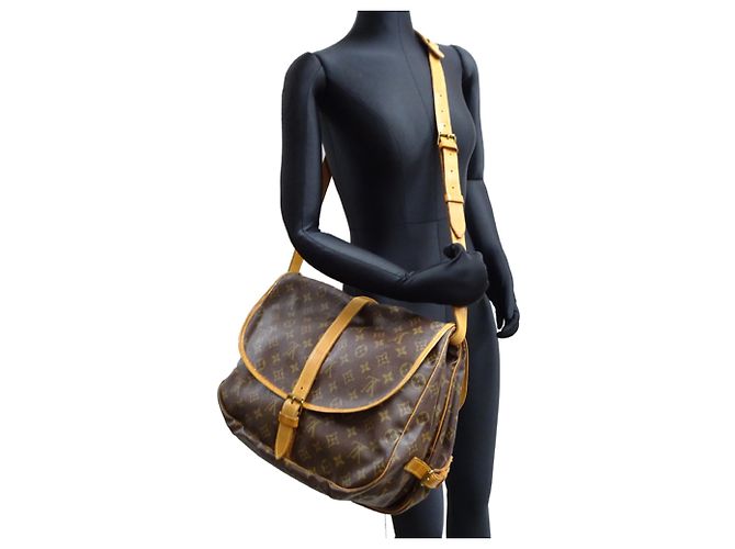 Borsa a Spalla Saumur GM Donna Louis Vuitton Marrone Monogramma - vista 10