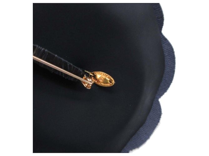 Broche Corsage en Cuir Camélia de Chanel Noir - vue 4