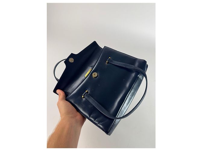 Vintage Givenchy Lederhandtasche Marineblau - Ansicht 3