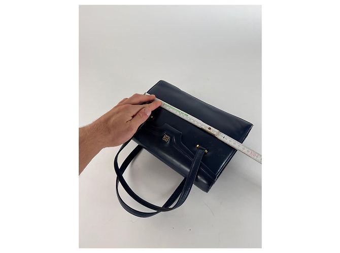 Vintage Givenchy Lederhandtasche Marineblau - Ansicht 9