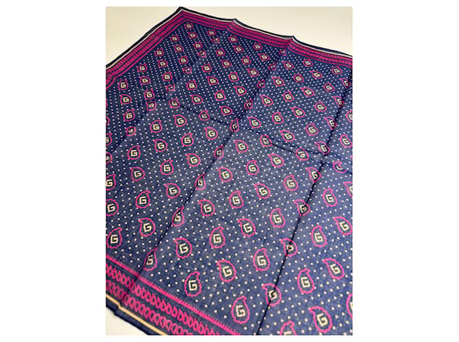 Vintage Givenchy Schal Lila - Ansicht 3