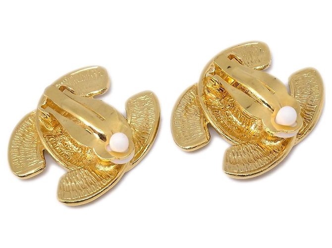 Chanel CC Clip-On Quilted Metal D'oro - vista 2