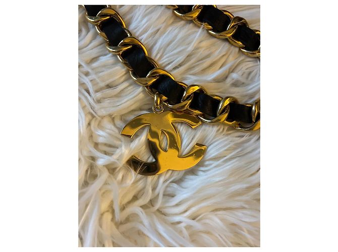 Chanel Vintage Leather/Chain Belt CC Black Gold hardware - view 2