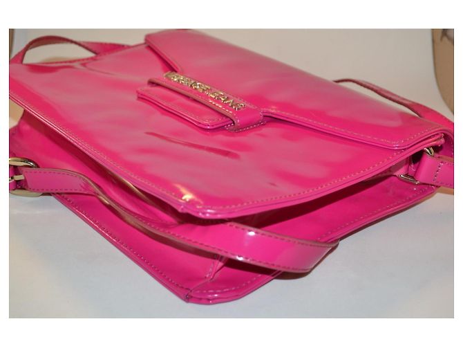 Borsa a tracolla Versace Jeans Couture in pelle verniciata rosa - vista 3