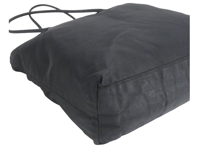 Borsa a spalla tote in nylon tessuto nero con logo Prada - vista 5