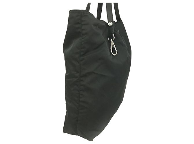 Borsa a spalla tote in nylon tessuto nero e verde scuro con logo Prada in metallo - vista 2