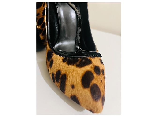 Décolleté Gucci in pelliccia stampa leopardata Marrone scuro - vista 3