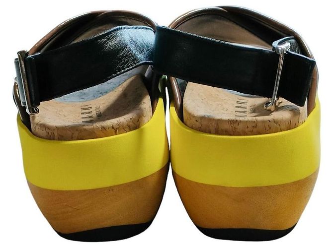 Sandali con zeppa in pelle Marni Giallo - vista 3