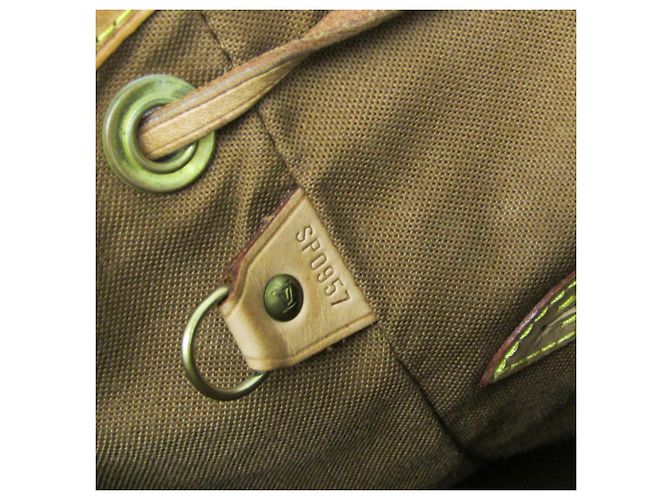 Louis Vuitton Monogram Montsouris MM Rucksack Monogramm - Ansicht 16
