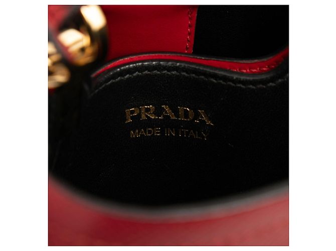 Sac à main panier en cuir Saffiano rouge petit orné de Prada - vue 5