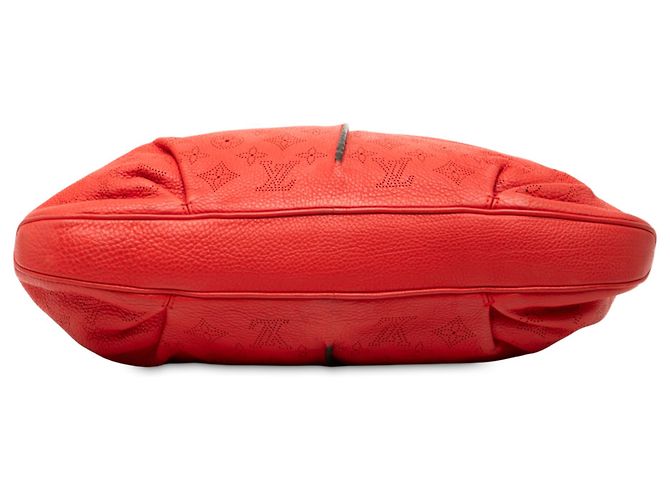 Louis Vuitton Monogram Mahina Selene MM Rosso - vista 3