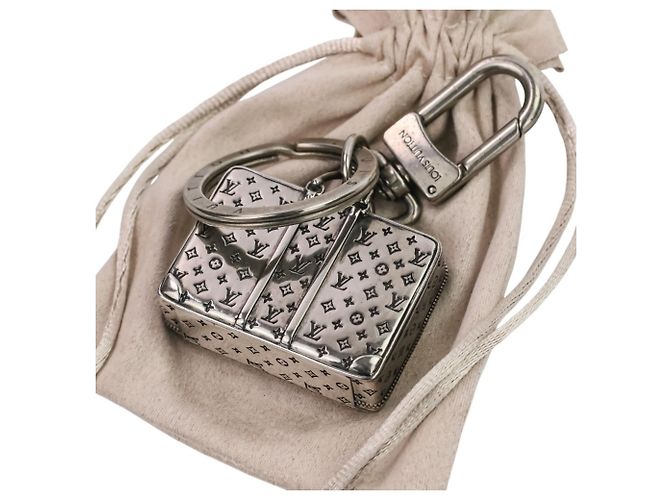 Portachiavi da Viaggio Sirius Monogram Louis Vuitton Argento - vista 18