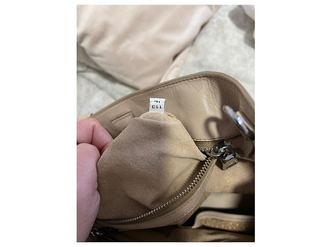 Borsa a mano Prada in pelle crema - vista 11