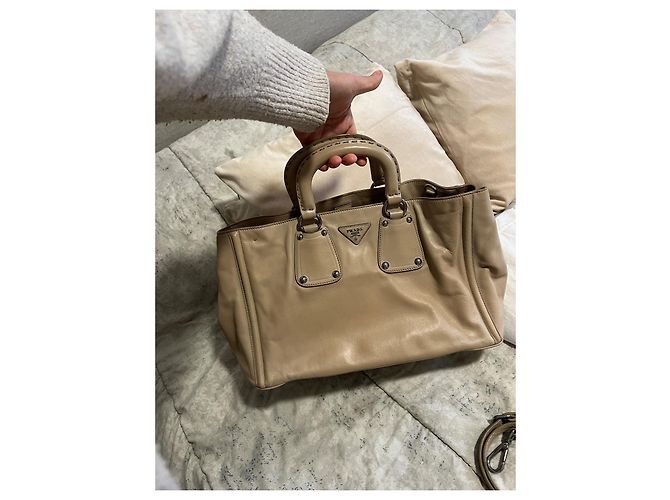 Borsa a mano Prada in pelle crema - vista 14