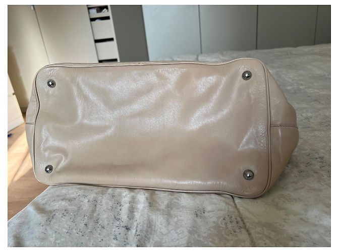 Borsa a mano Prada in pelle crema - vista 16