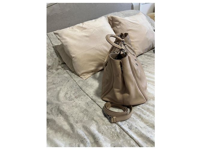 Borsa a mano Prada in pelle crema - vista 4