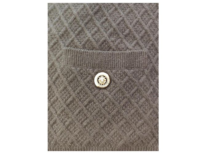 Sciarpa Chanel in cashmere nero con tasche - vista 2