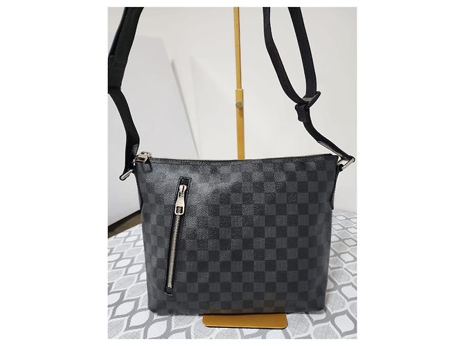 LOUIS VUITTON Schulter-/Crossbody-Tasche Mick PM Damier Graphite Schwarz/Grau - Ansicht 5
