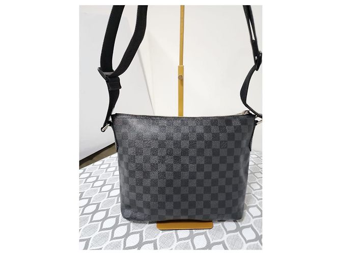 LOUIS VUITTON Schulter-/Crossbody-Tasche Mick PM Damier Graphite Schwarz/Grau - Ansicht 6