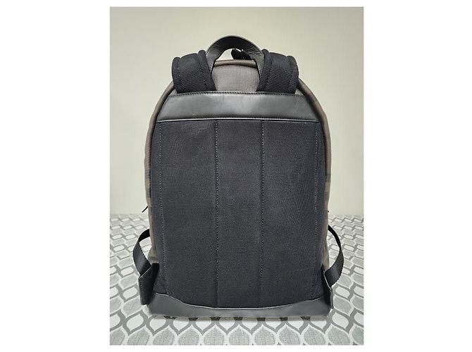 Burberry Rucksack mit Rauchigem Karomuster Schwarz - Ansicht 10